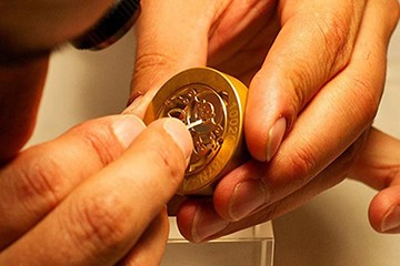 重庆有几个欧米茄官售后维修站